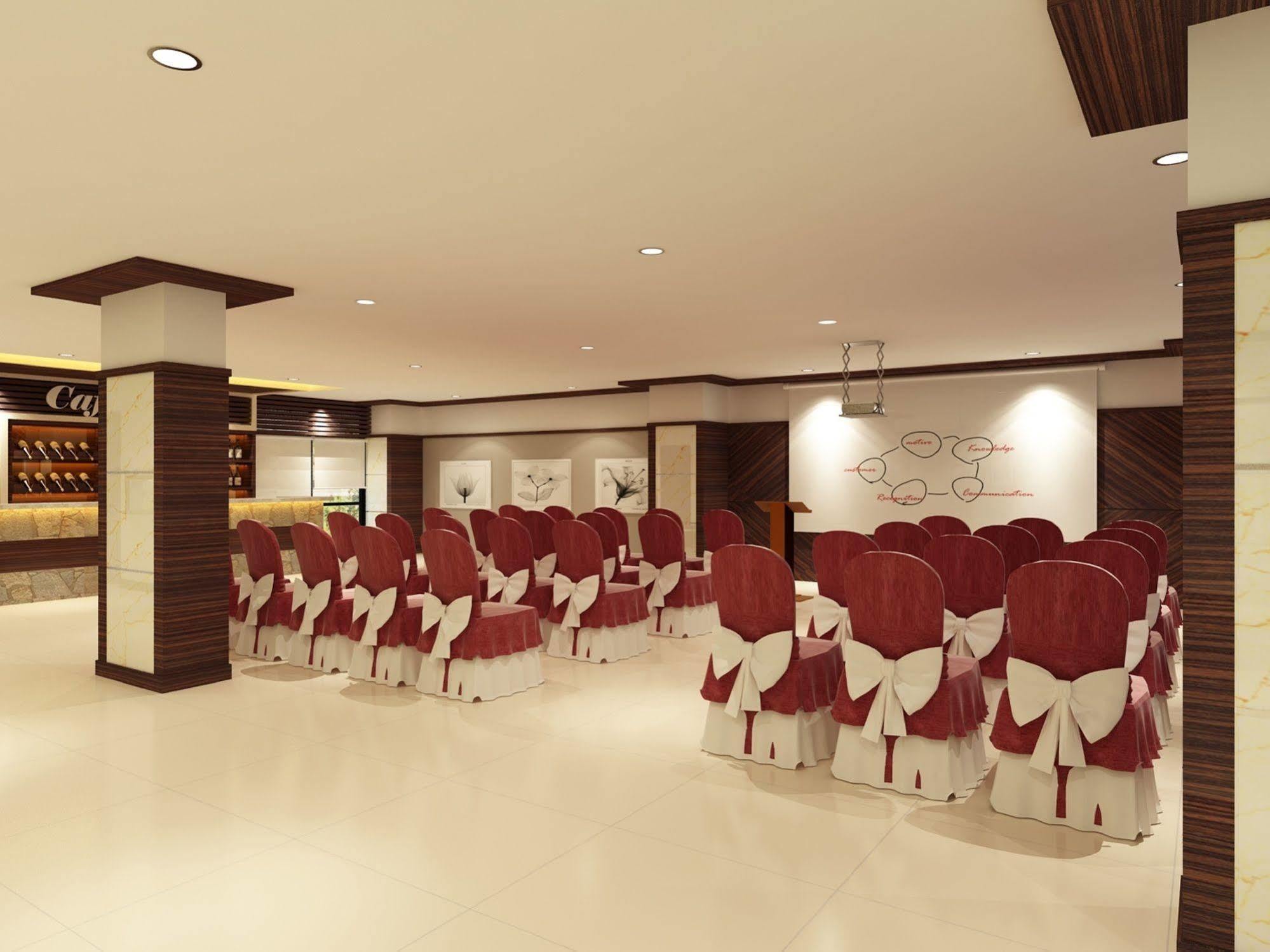 Hallmark Regency Hotel - Johor Bahru Eksteriør bilde